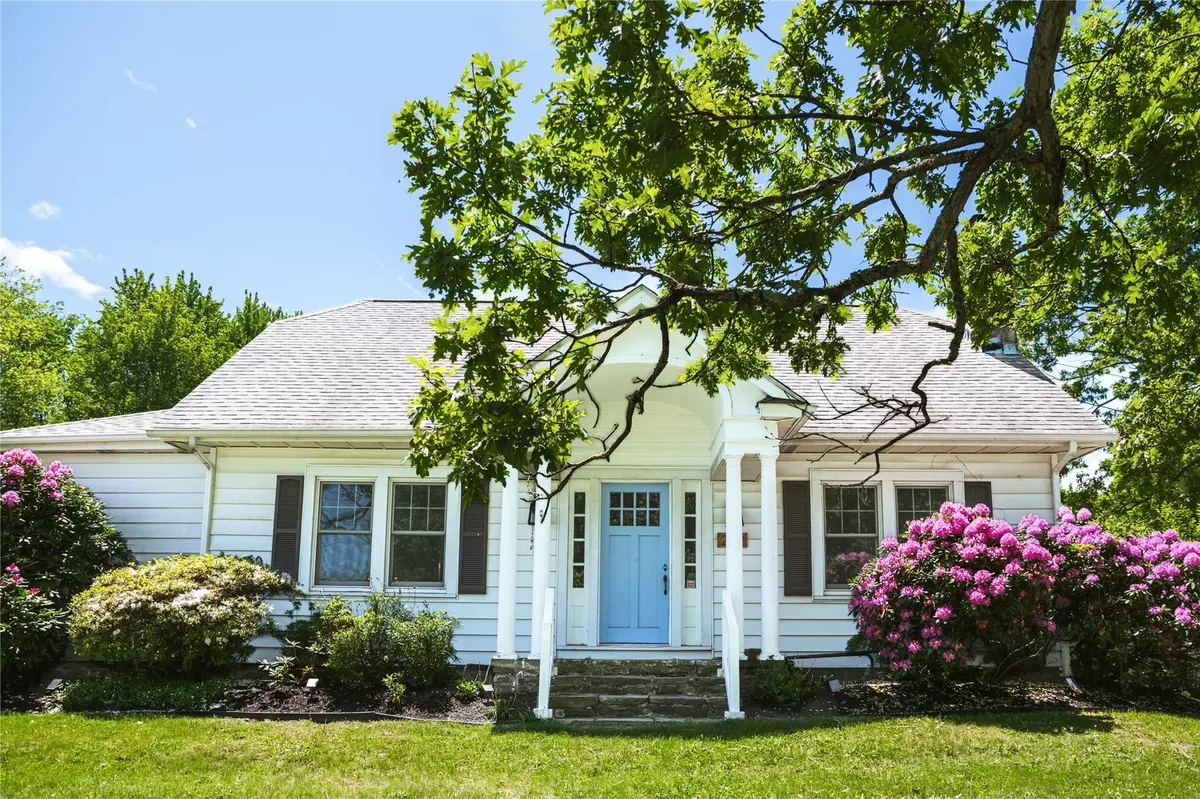 Newburgh, NY 12550,222 Lakeside RD