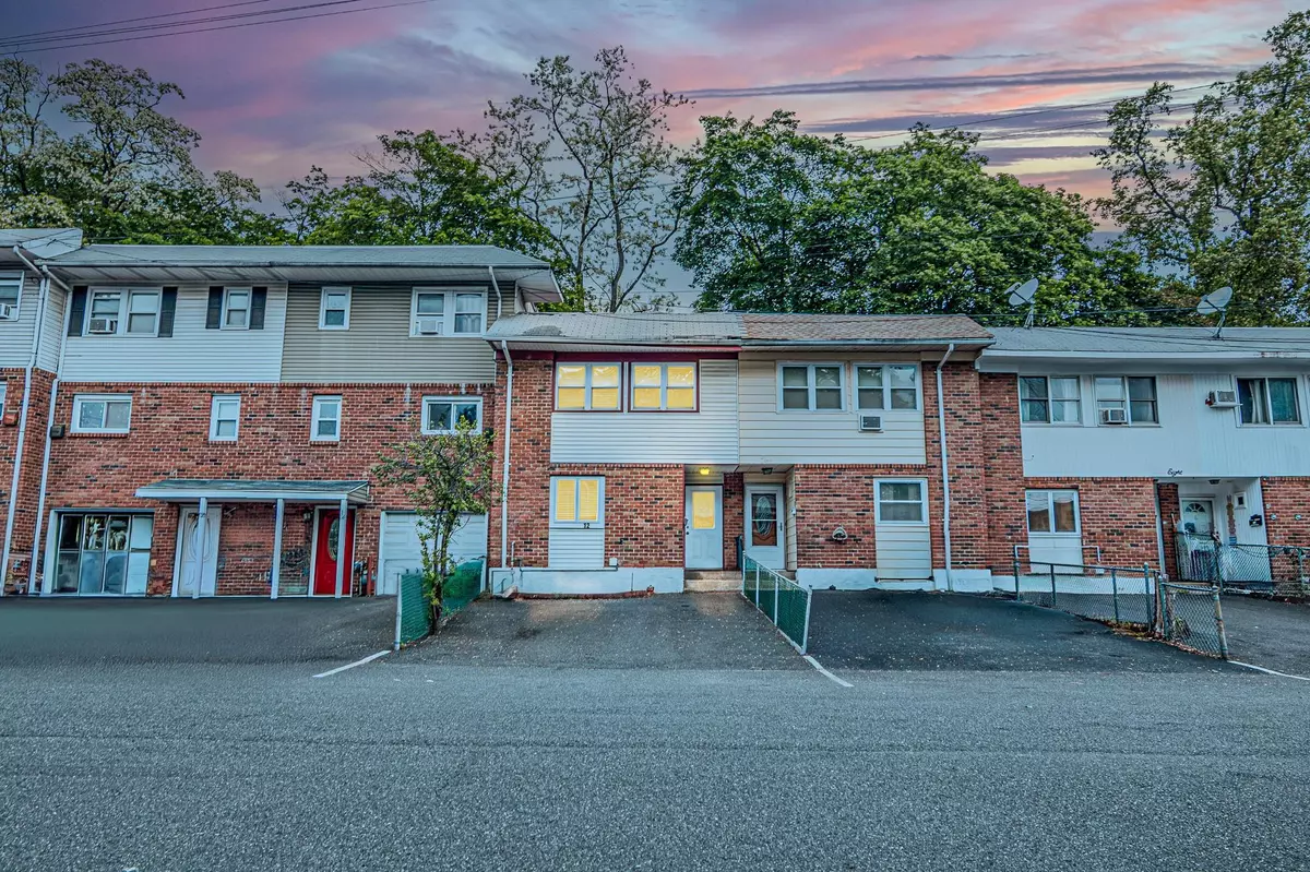West Haverstraw, NY 10993,12 Roosevelt DR