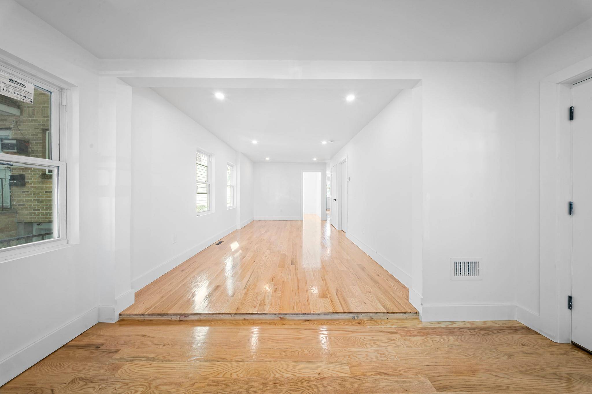 Jamaica, NY 11433,11114 156th ST