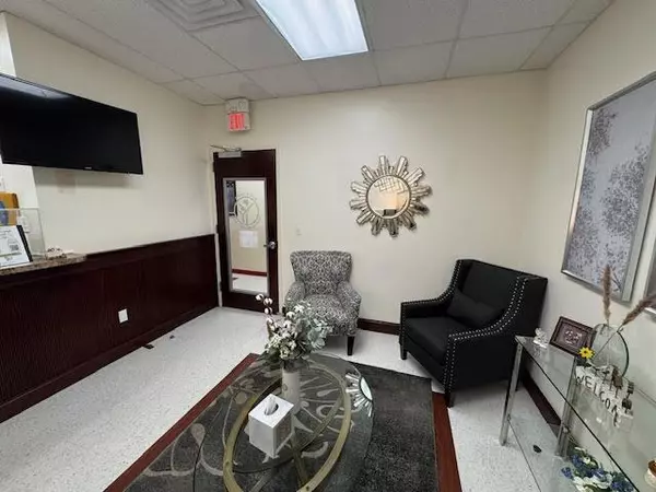 New Windsor, NY 12553,448 Temple Hill RD #101