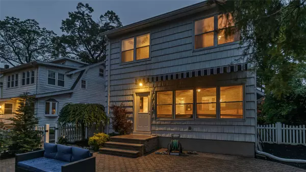 Rockville Centre, NY 11570,110 Driscoll AVE