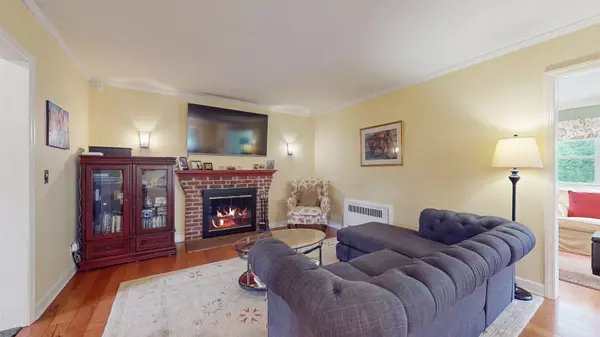 Oceanside, NY 11572,3408 Frederick ST