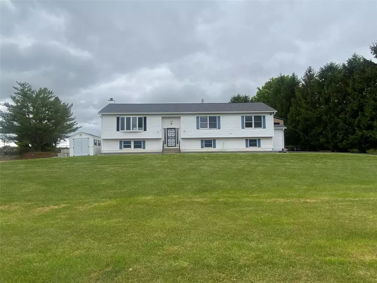 Dover Plains, NY 12522,286 Cricket Hill RD