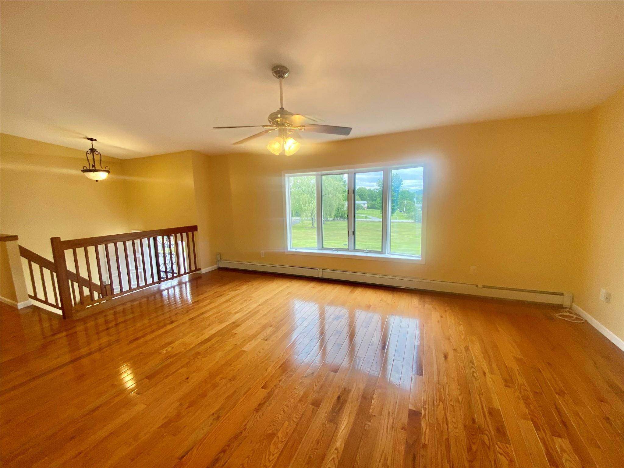 Dover Plains, NY 12522,286 Cricket Hill RD