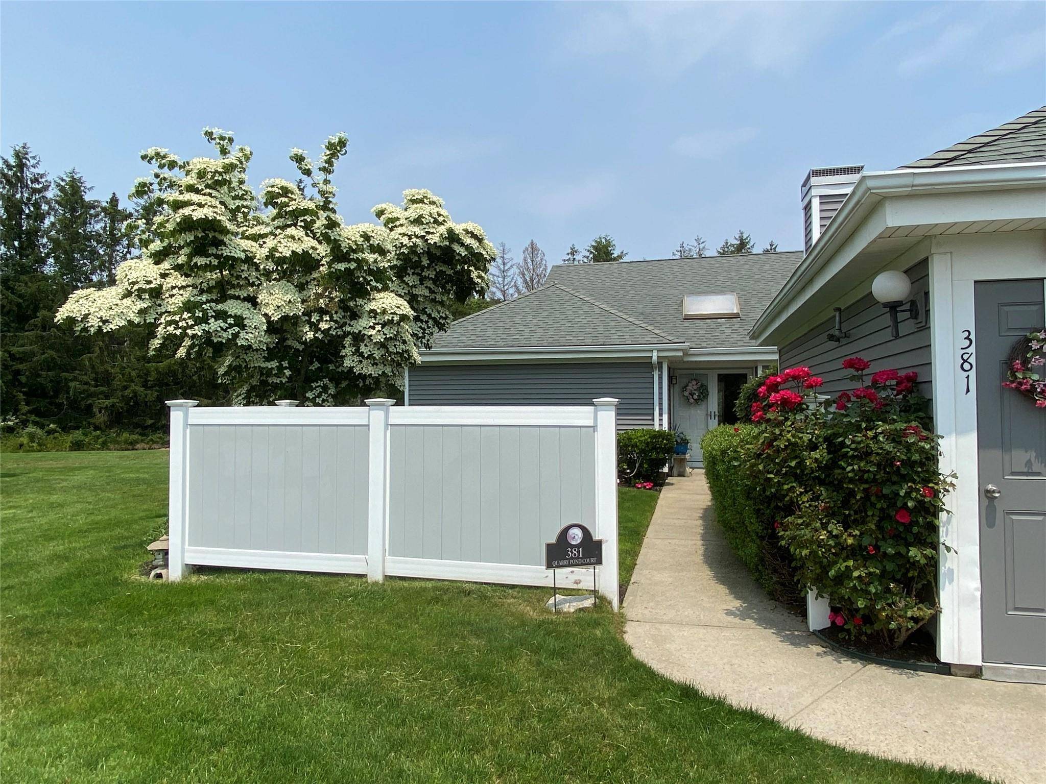 Moriches, NY 11955,381 Quarry Pond CT