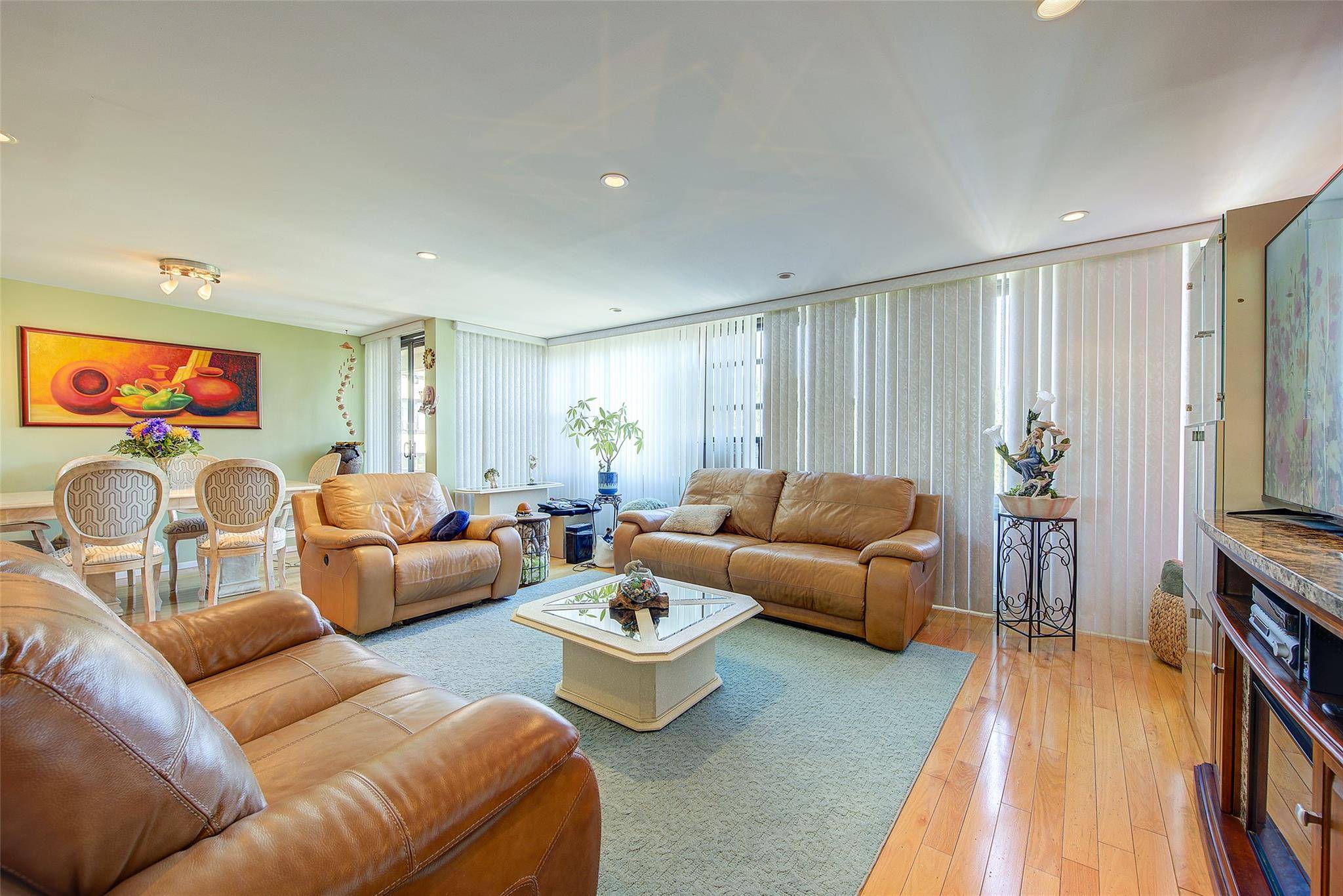 Beechhurst, NY 11357,10-11 162nd ST #7A
