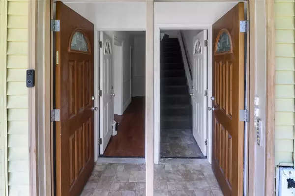 Mount Vernon, NY 10553,105 Hillside AVE