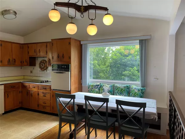 White Plains, NY 10603,67 Augustine RD
