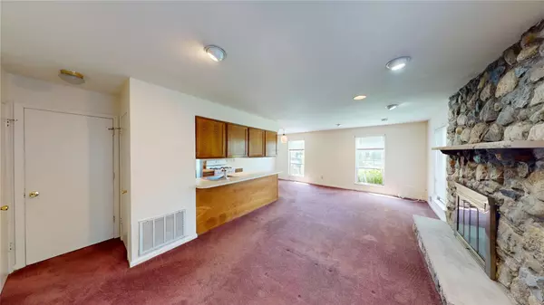 27 The Rise, Warwick, NY 10990