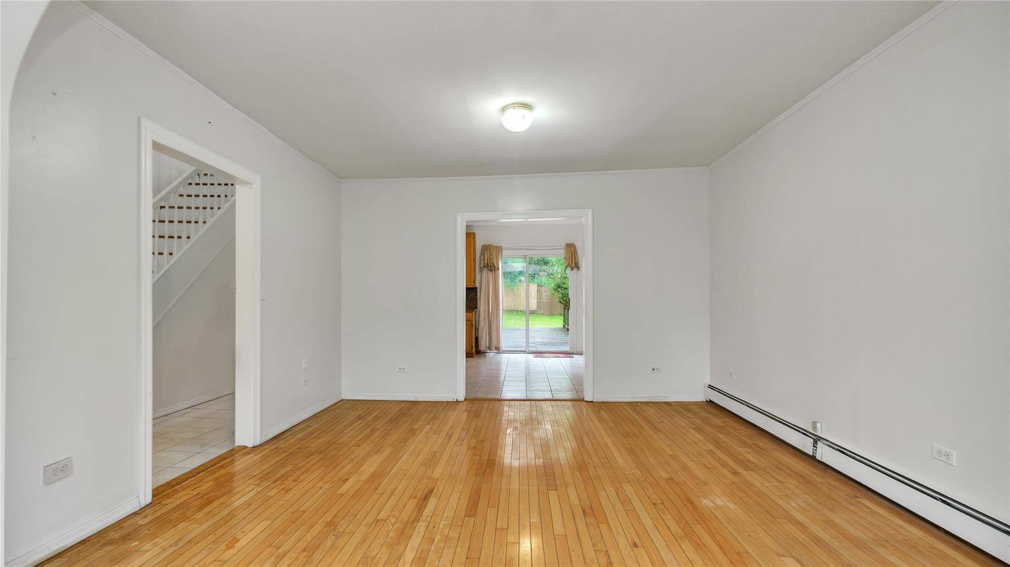 Glenwood Landing, NY 11547,117 Glenwood RD