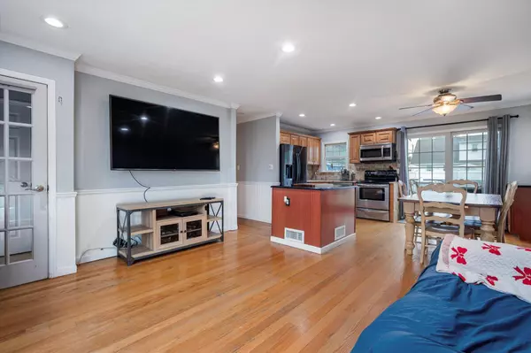 Farmingdale, NY 11735,129 Michel AVE