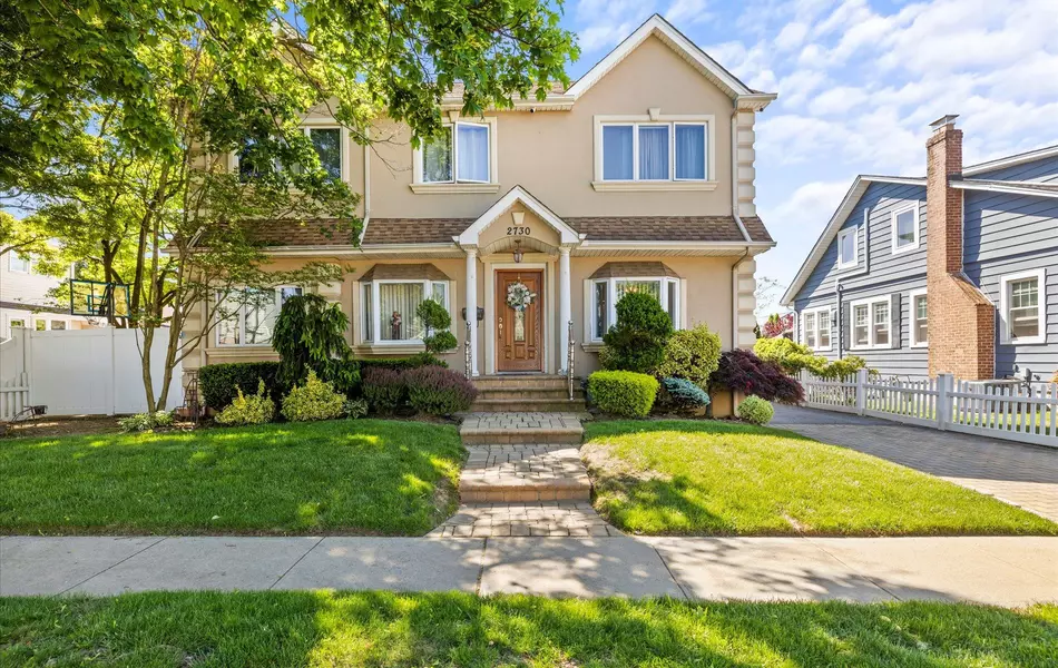 2730 Court ST, Bellmore, NY 11710
