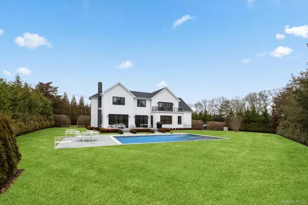 Water Mill, NY 11976,240 Head of Pond RD