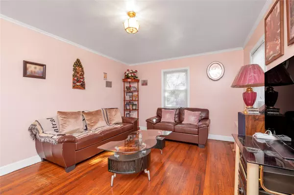 Baldwin, NY 11510,597 Stratford RD