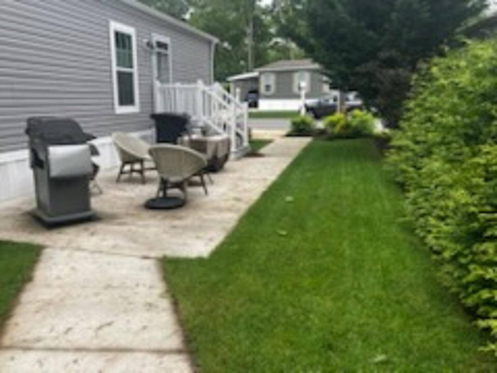 Riverhead, NY 11901,Address not disclosed