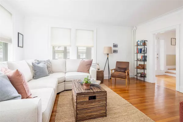 Locust Valley, NY 11560,43 W 4th ST