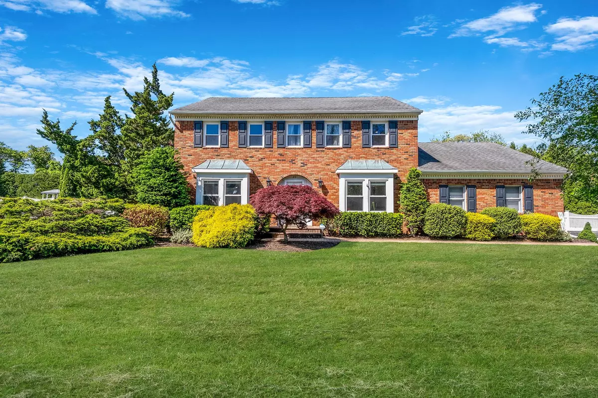 Mount Sinai, NY 11766,20 Vineyard WAY