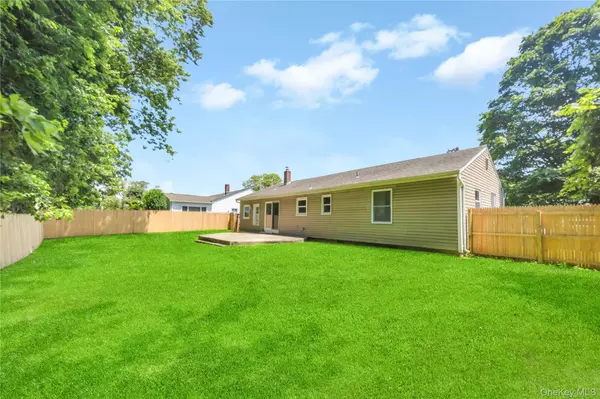 Patchogue, NY 11772,352 Bay AVE