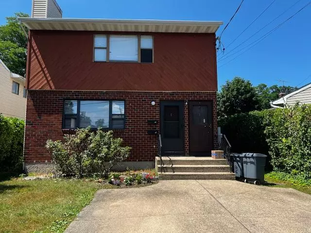 Port Washington, NY 11050,1 Mohegan AVE