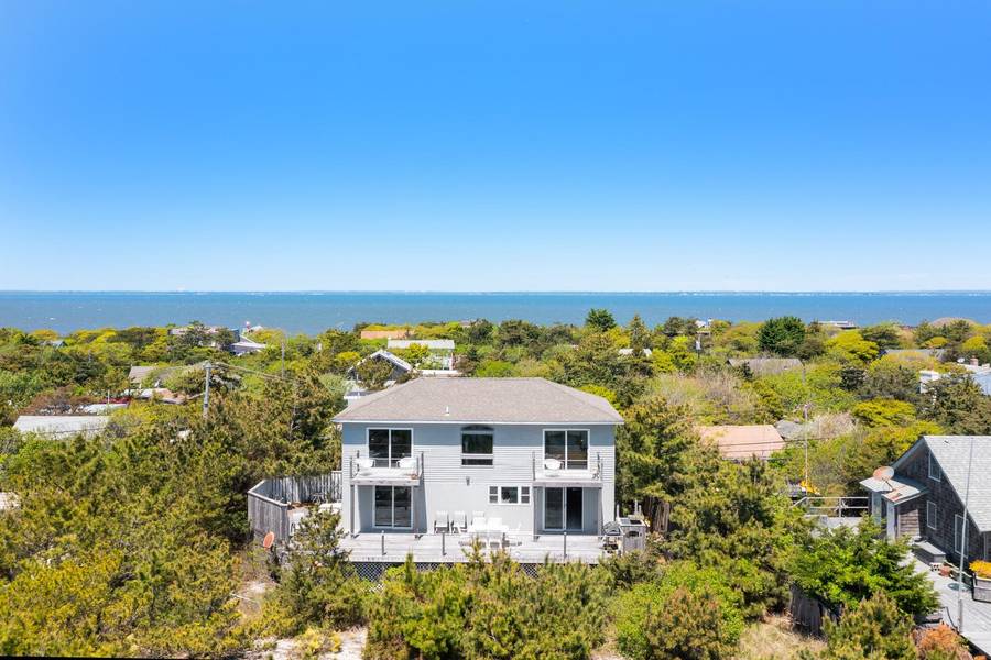 273 Lewis WALK, Cherry Grove, NY 11782
