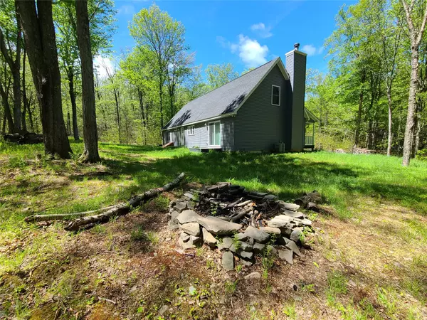 Livingston Manor, NY 12758,68 Schleiermacher RD