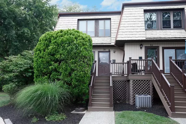40 I Heritage DR, New City, NY 10956