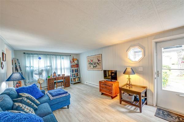 Manorville, NY 11949,21 Limetree DR