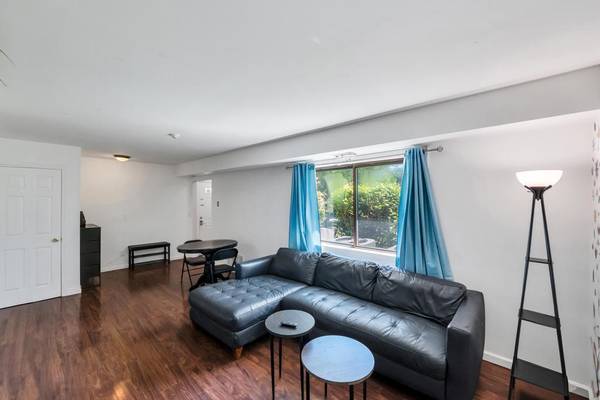 Coram, NY 11772,237 Pointe Circle North #237
