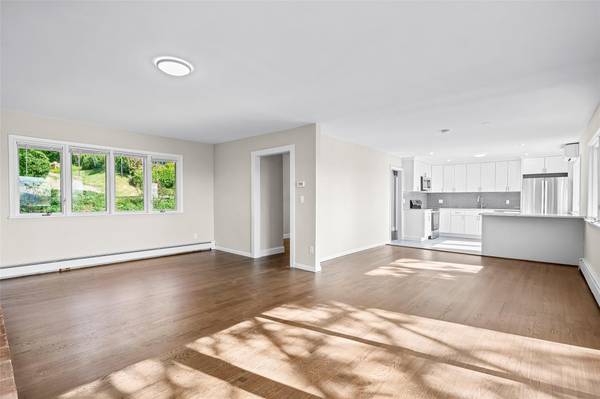 Ossining, NY 10562,19 Meadowbrook DR