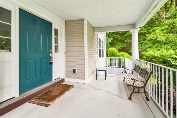 Peekskill, NY 10566,145 Underhill LN #145