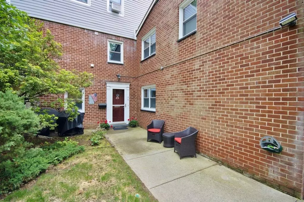 Ossining, NY 10562,95 Charter CIR #95