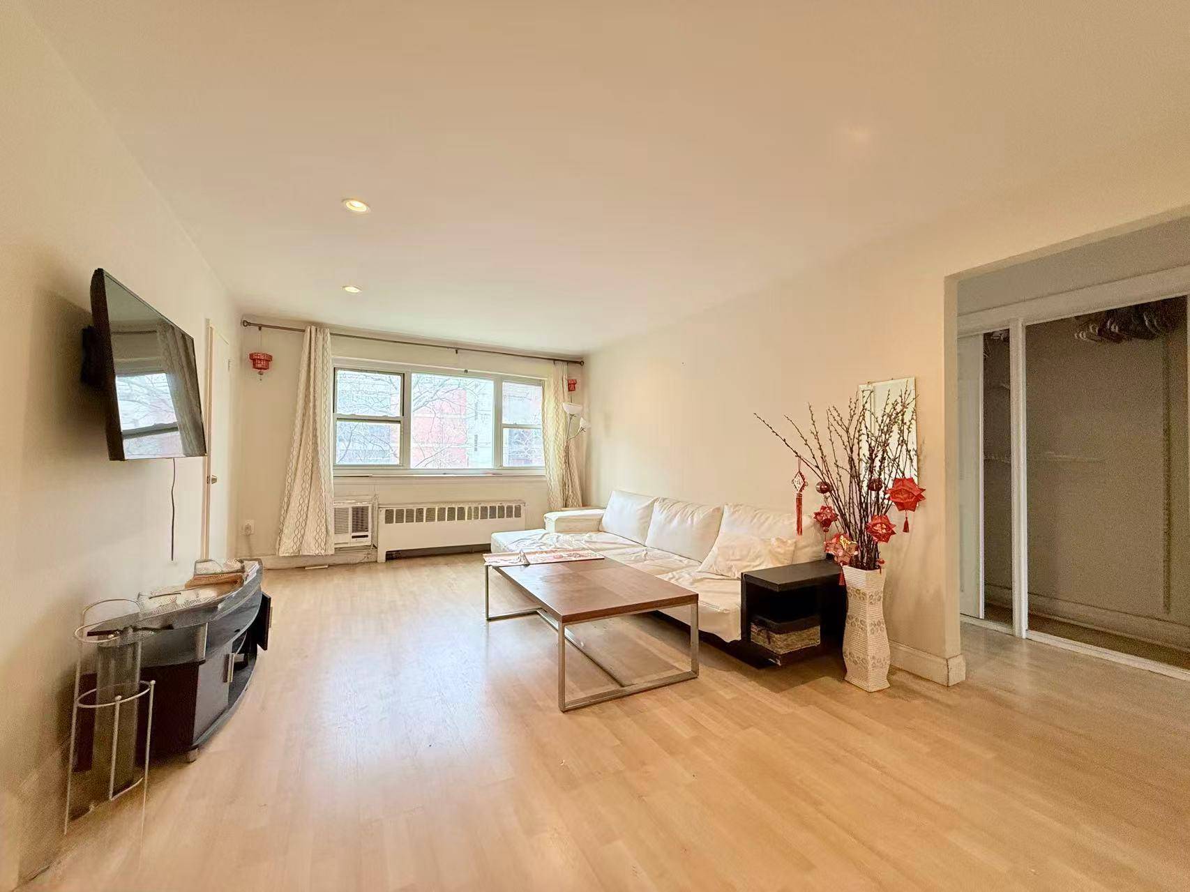 Flushing, NY 11367,149-22 Melbourne Ave #399B