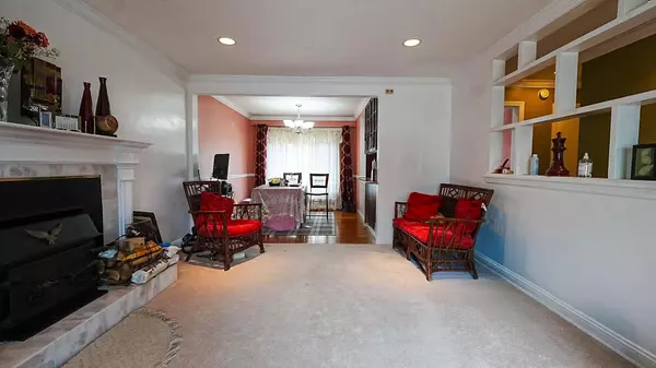 Valley Stream, NY 11580,265 Meyer AVE