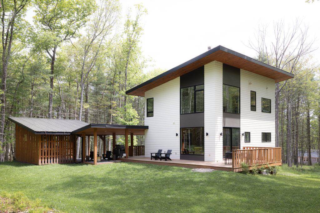 20 Carpathy CT, Glen Spey, NY 12737