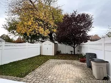 South Ozone Park, NY 11420,133-50 123 STREET