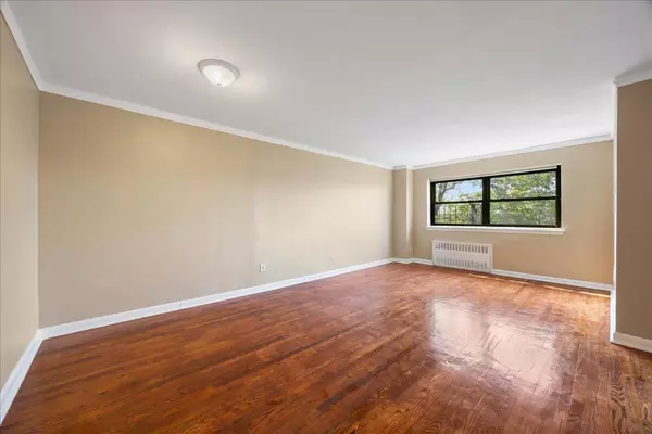 Bronx, NY 10463,2545 Sedgwick AVE #3B