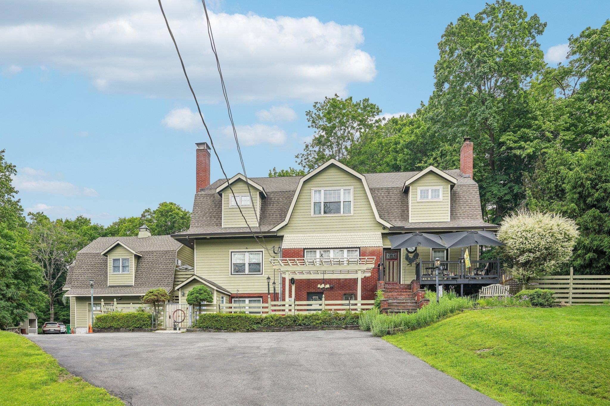 Tomkins Cove, NY 10986,55 Buckberg Mountain RD