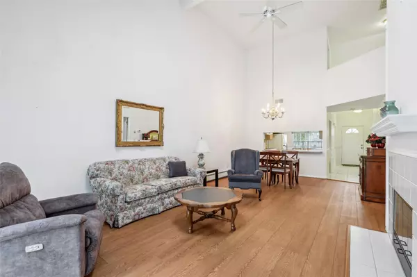 Bay Shore, NY 11706,30 Joyces WAY