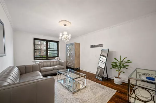 East Elmhurst, NY 11370,7607 Ditmars BLVD #1