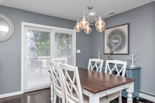 Old Bethpage, NY 11804,10 Park DR