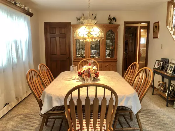 Hicksville, NY 11801,8 August LN