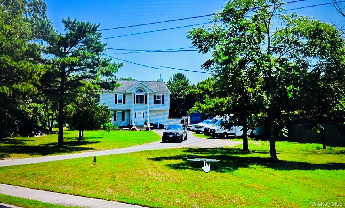 Medford, NY 11763,241 Middle Island RD