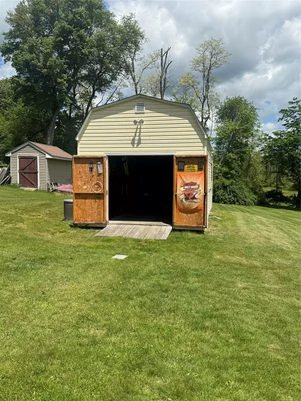 Poughquag, NY 12533,6 Limbach RD