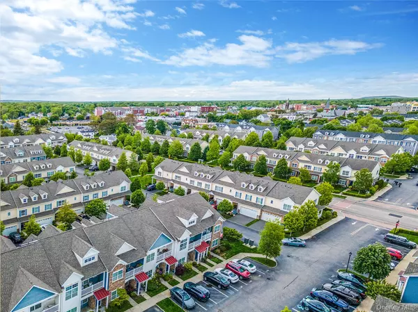 Patchogue, NY 11772,135 Rosebud CT #135