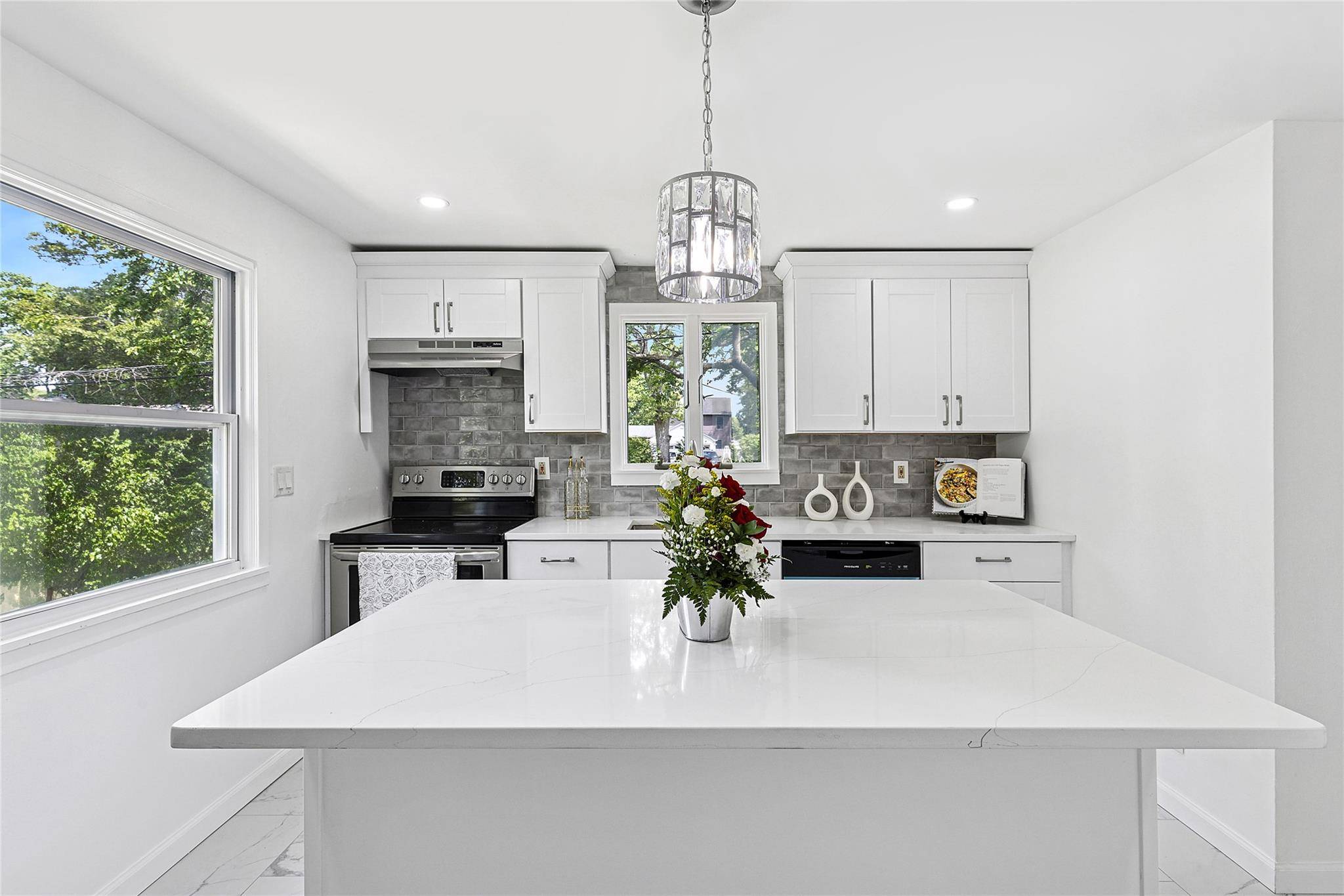 Shirley, NY 11967,46 Saint George DR