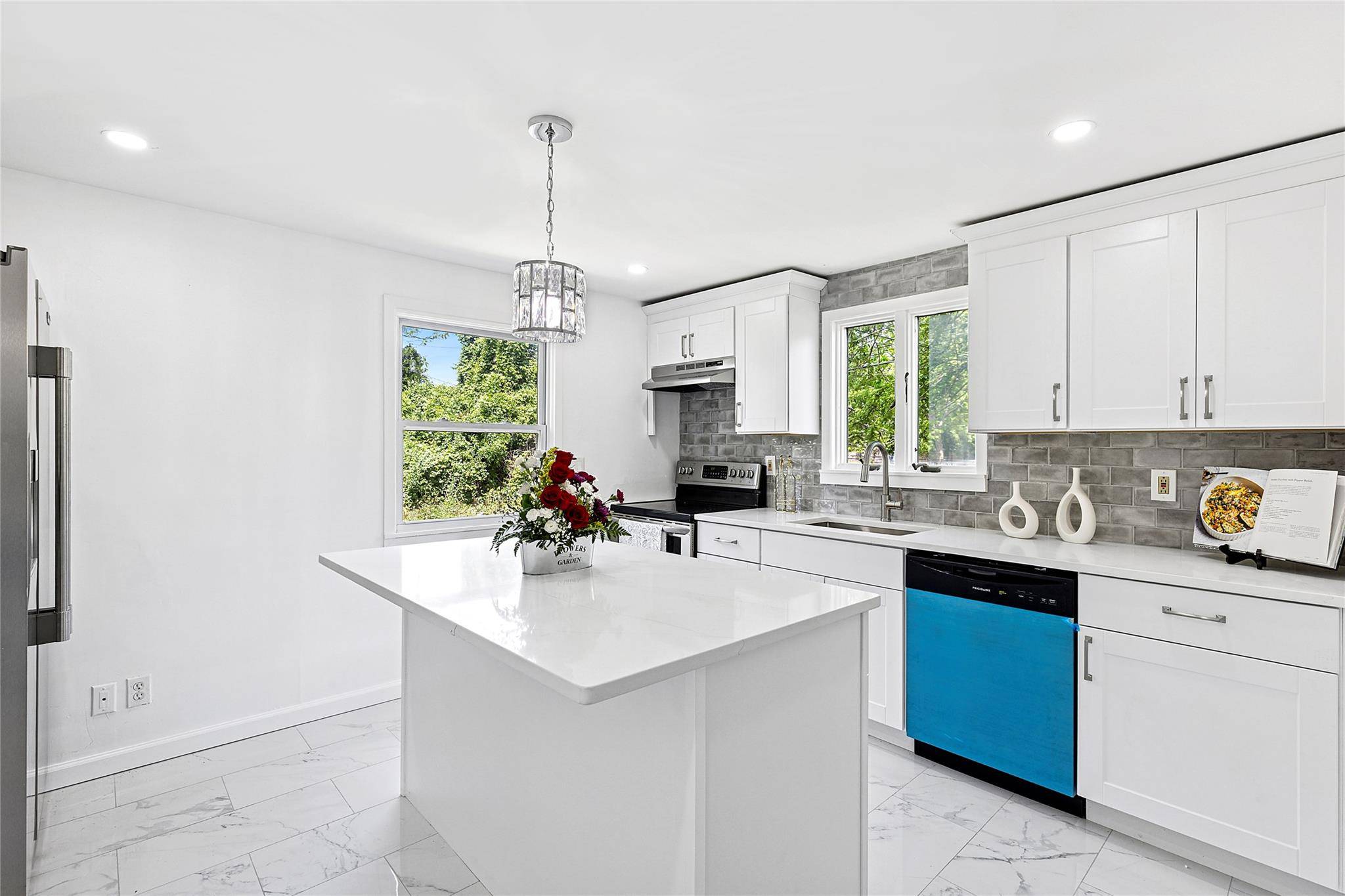 Shirley, NY 11967,46 Saint George DR