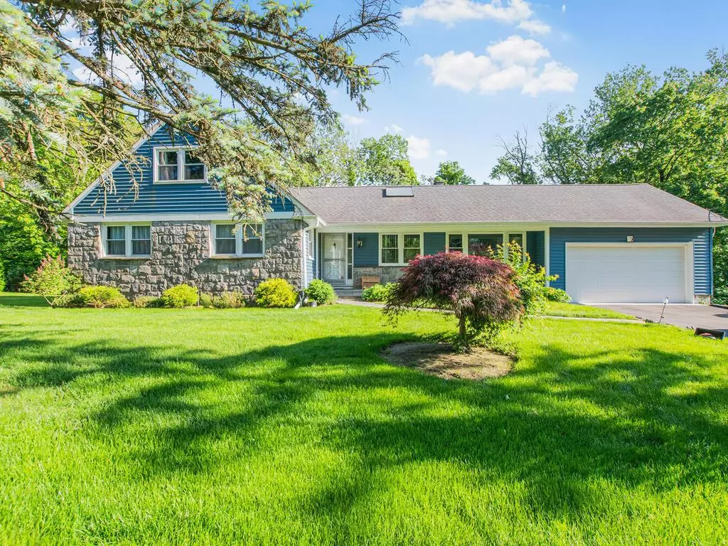 New Rochelle, NY 10804,81 Winding Brook RD