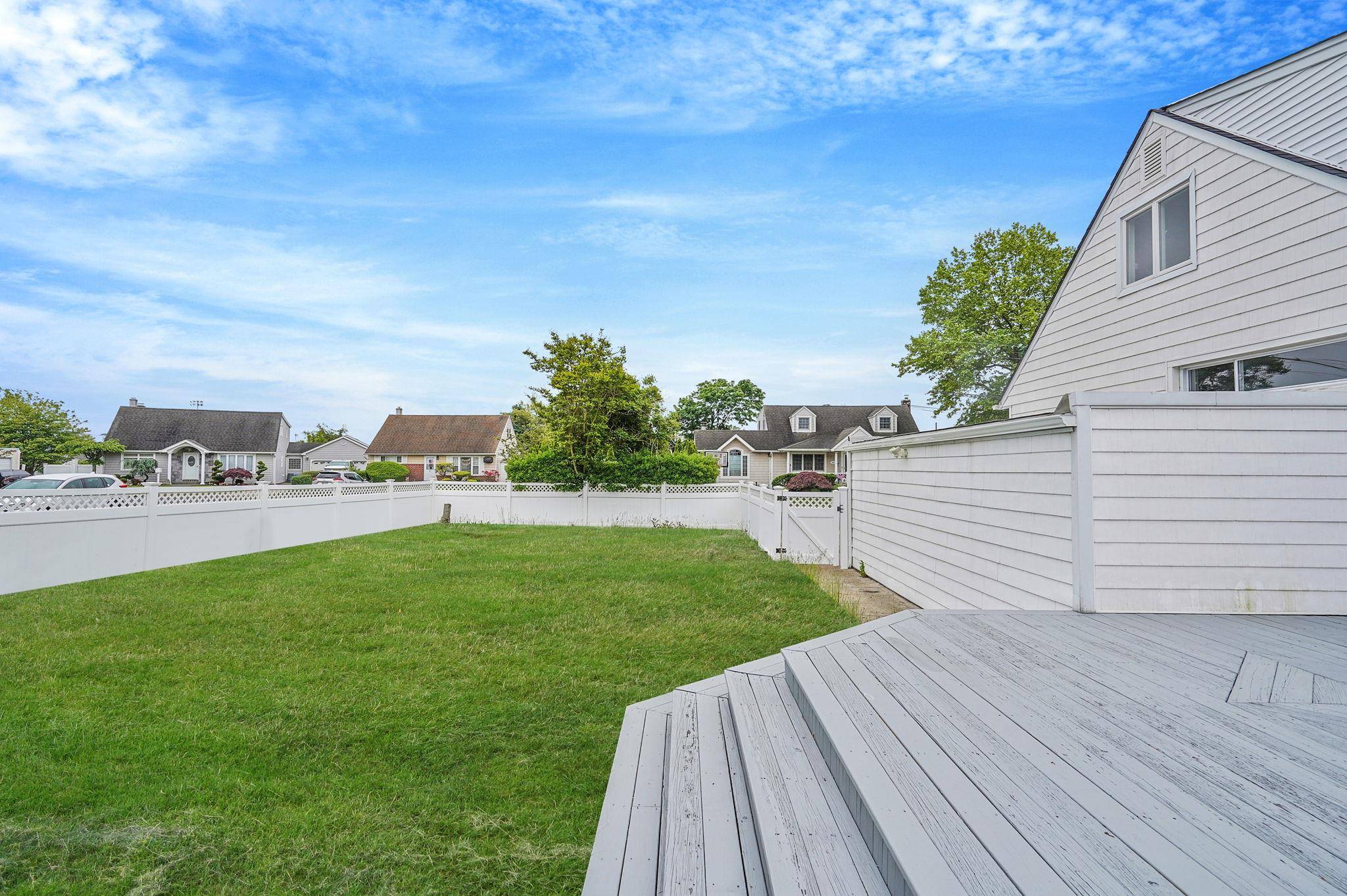 Oceanside, NY 11572,3061 Xavier CT