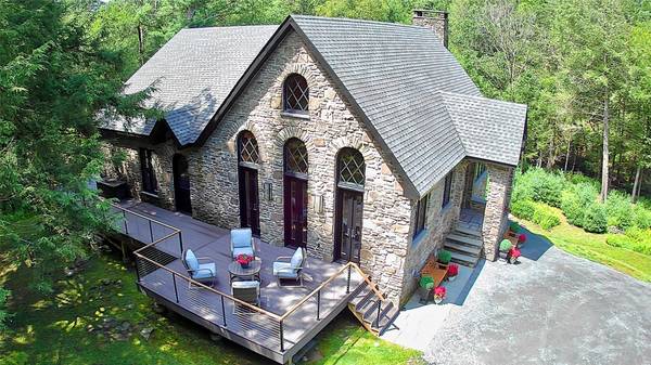 367 Black Forest RD, Glen Spey, NY 12737
