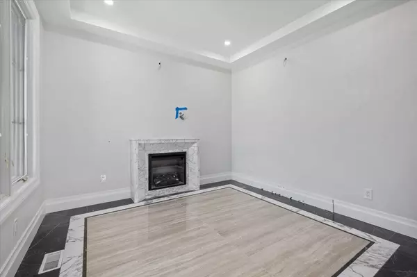 Cedarhurst, NY 11516,19 Maple AVE